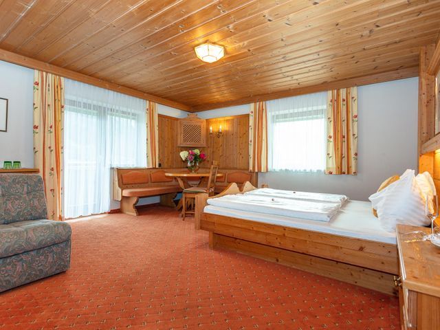hotel-neukirchenamgrossvenediger-unterkunft-4205.j